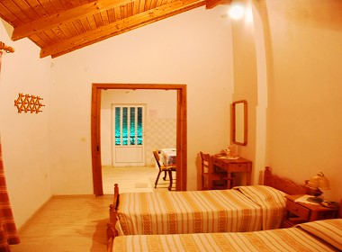 Alykes Beach, Zakynthos Island - Andreas Studios-Apts Photo 9