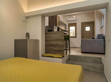 Zakynthos Town - Andys & Haris Elegant Town Studios Photo 3