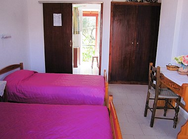 Keri Lake, Zante - Anna Studios Photo 7