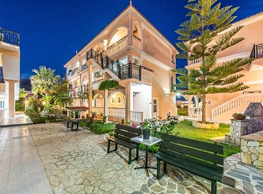 Kalamaki, Zakynthos, Zante Island - Athina Apts Photo 3