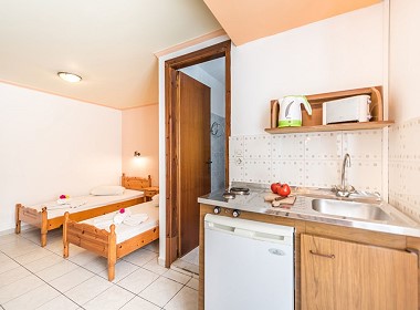 Kalamaki, Zakynthos, Zante Island - Athina Apts Photo 7