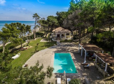 Vasilikos - Azzuro Beach House Photo 14