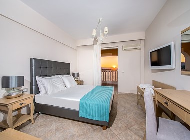 Tsilivi, Zante, Zakynthos - Balcony Hotel Photo 9
