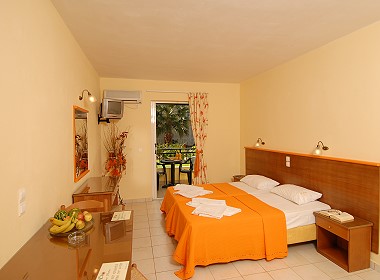 Alykes Zakynthos Island Greece - Clio Hotel Foto 7