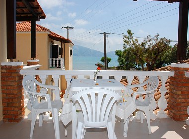 Laganas Beach - Zante - Dennis Studios Photo 4