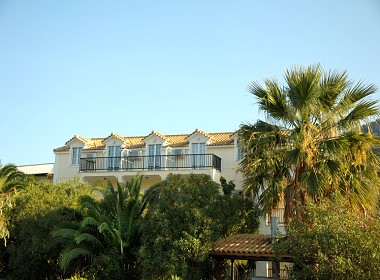 Keri Lake, Zante, Zakynthos - Dolphins Studios Apartments Photo 2