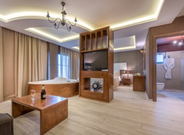 Tragaki, Zakynthos - Elegance Luxury Suites Photo 9