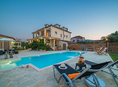 Laganas, Zakynthos - Eleni's Family Villa Photo 1