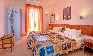 Laganas, Zakynthos - Erietta Studios Photo 4