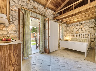 Agios Sostis, Lithakia, Zakynthos - Evylio Stone Houses Photo 9