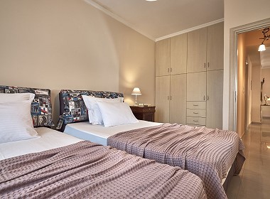 Zante Town - Giovannas Luxury Apartment Photo 6