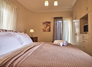 Zante Town - Giovannas Luxury Apartment Photo 7