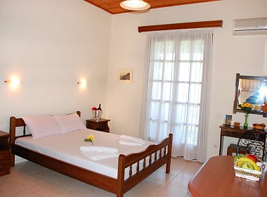 Tsilivi, Zante, Zakynthos - Glavas Studios Apartments Photo 8