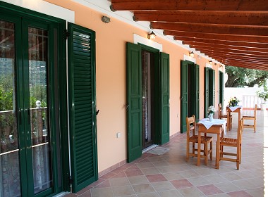 Keri Lake - Zante Island Zakynthos - Gunelis Studios & Apartments Photo 2