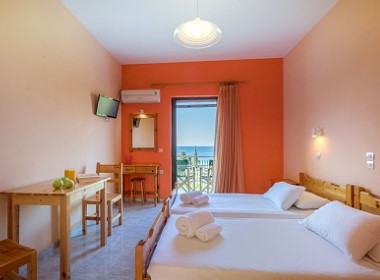 Amoudi - Zakynthos Island - Julia Studios Photo 6