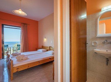 Amoudi - Zakynthos Island - Julia Studios Photo 11