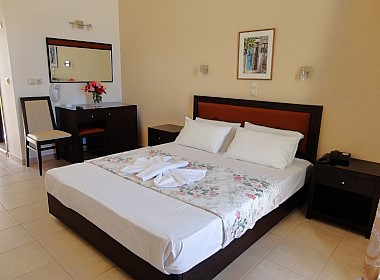 Alykes, Zante - Konstantin Beach Hotel Photo 8