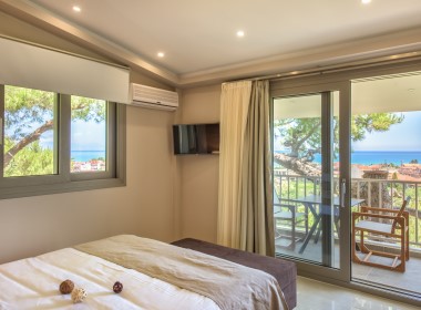 Alykes, Zakynthos - Koukounaria Suites Photo 9