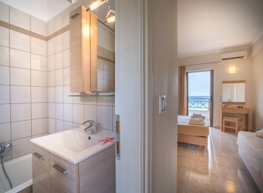 Vassilikos,Zante,Zakynthos - Levantino Studios Photo 14