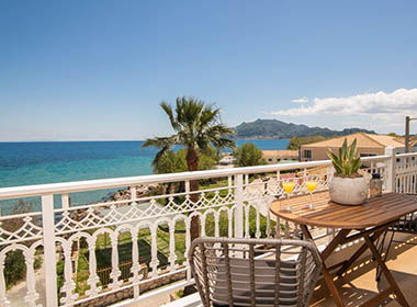 Krioneriou 76, Zakynthos - Mare Nostrum Seafront Apartment Photo 1