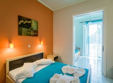 Laganas, Zante, Zakynthos - Mentikas Studios and Apartments Foto 4