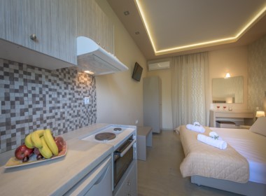 Laganas, Zakynthos - Nastazia Studios Photo 13