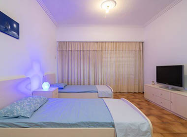 Alykes - Natasas Apartments Photo 10