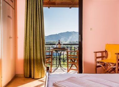 Laganas, Zakynthos - Notos Studios Photo 4