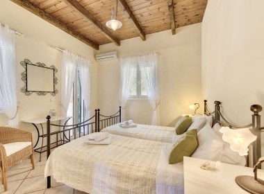 Tragaki, Zakynthos - Olivegrove Villa Photo 7