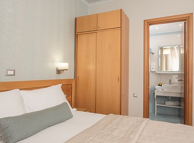 2 Kolokotronis St, Zakynthos PC: 29100, Greece - Plaza Hotel Photo 8