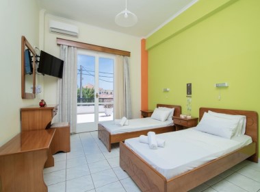 Alykes, Zakynthos - SunBliss Studios & Apartments Photo 2