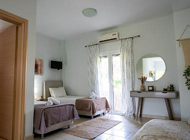 Laganas Zakynthos - Tesys Studios & Apartments Photo 12