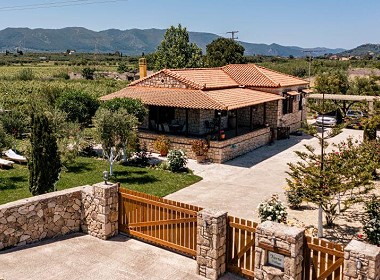 Kalipado, Zakynthos - Varta Village Photo 1