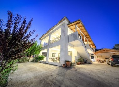 Kallipado - V & H House Photo 1