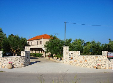 Βασιλικός - Βίλα Καπνίση Photo 3