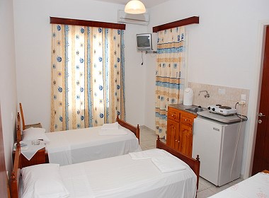 Tsilivi, Planos, Zakynthos - Voula Studios Photo 3